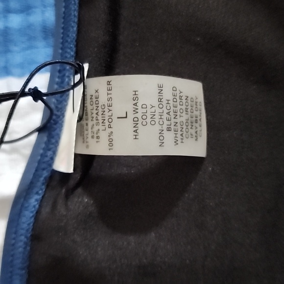 PINKBLUSH maternity Swim set, floral top navy bottom, Size Large, - Picture 10 of 11